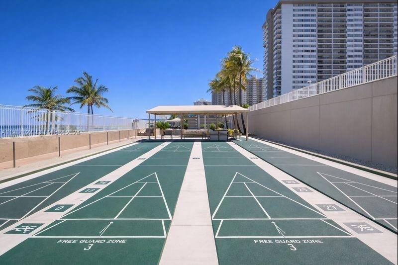 1985 S Ocean Dr #21K Hallandale Beach, FL 33009