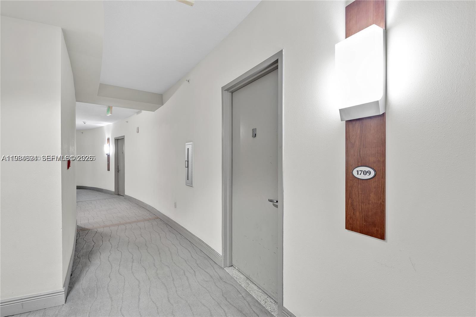 1750 N Bayshore Dr #1709 Miami, FL 33132