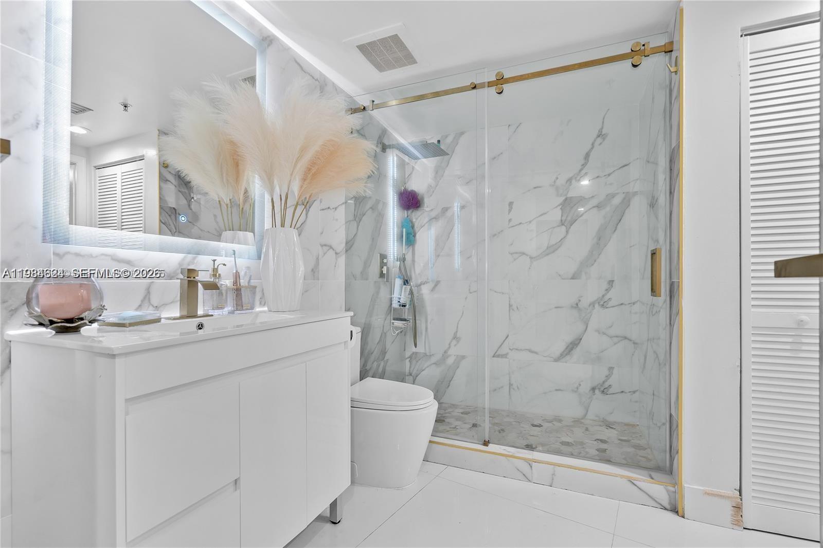 1750 N Bayshore Dr #1709 Miami, FL 33132