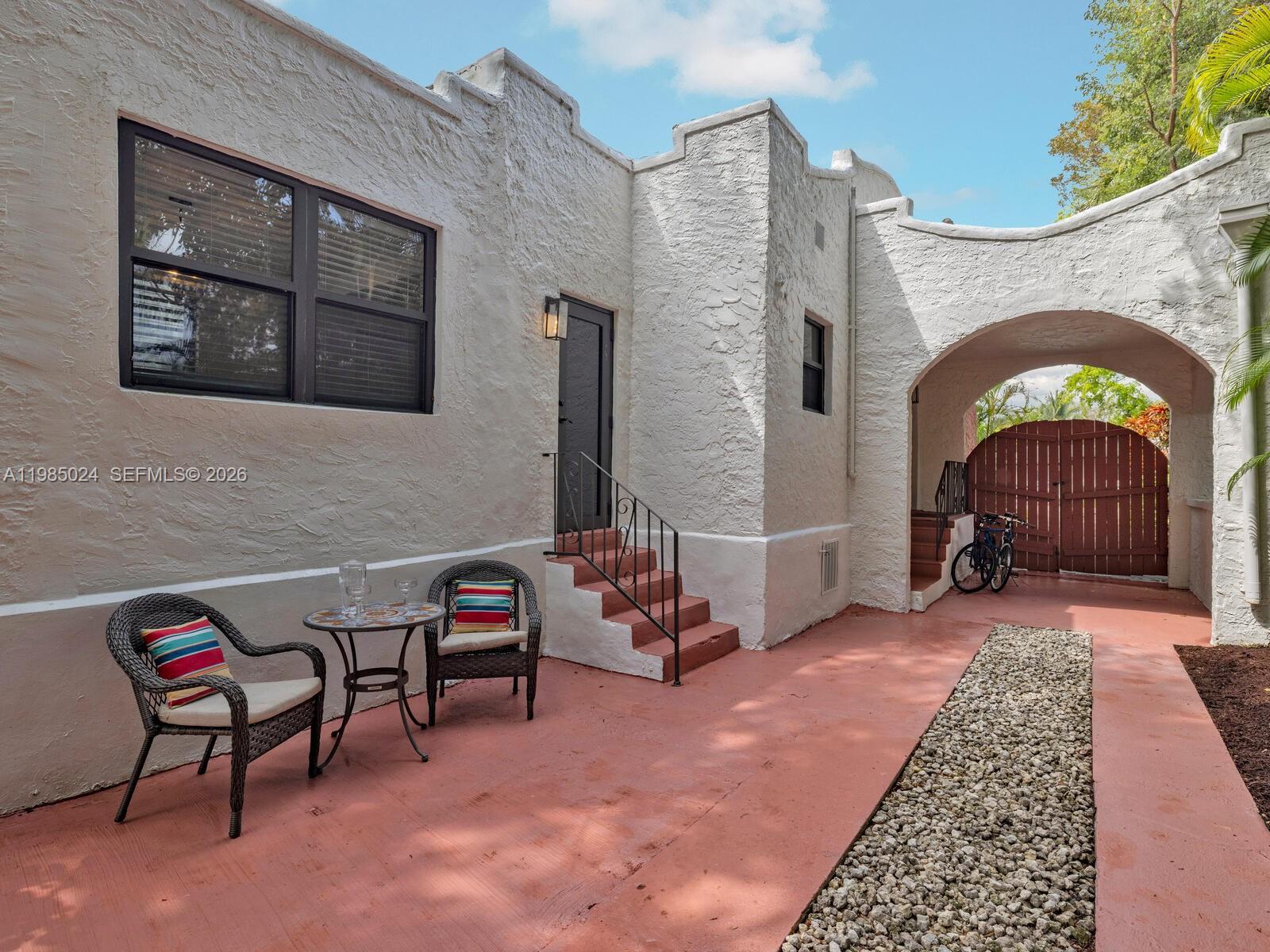 144 NE 91st St Miami Shores, FL 33138