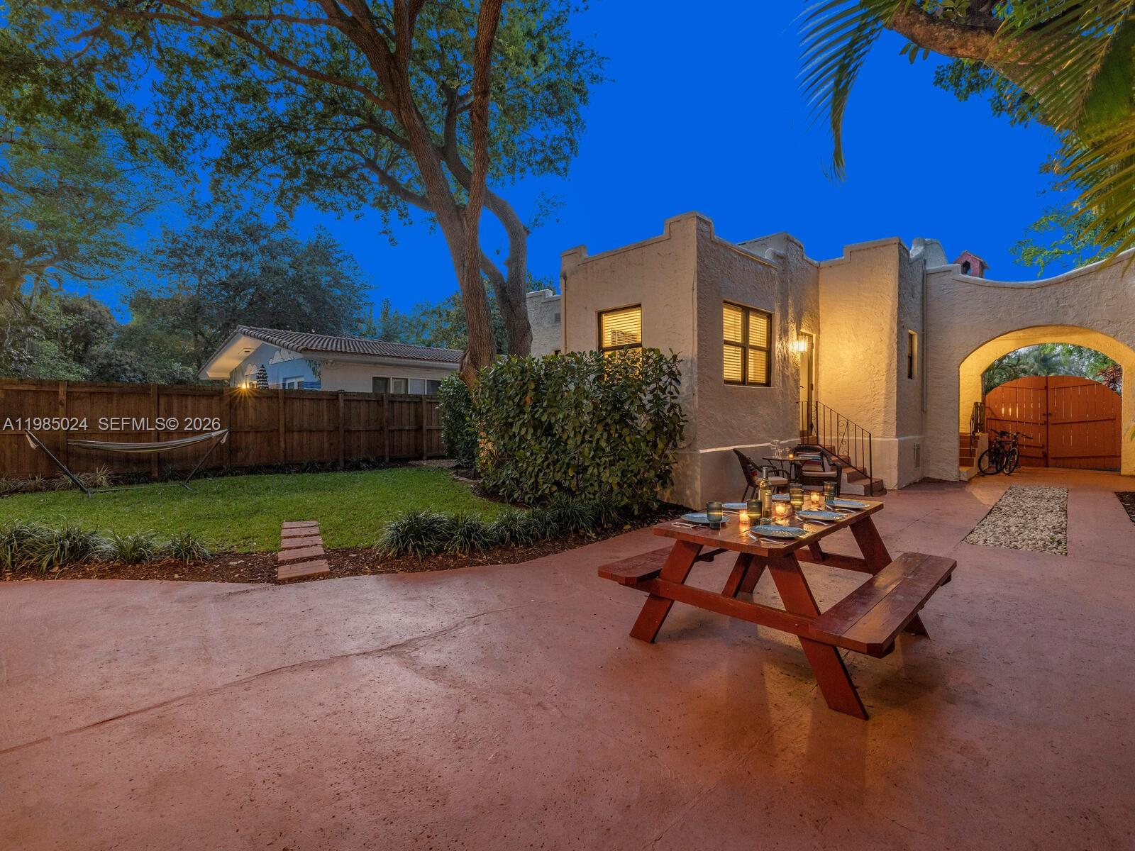 144 NE 91st St Miami Shores, FL 33138