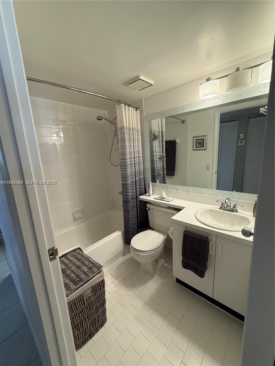 609 Waterside Dr #609 Hypoluxo, FL 33462