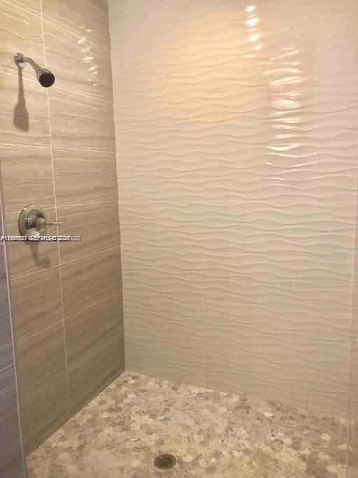 Undisclosed Address Palmetto Bay, FL 33157