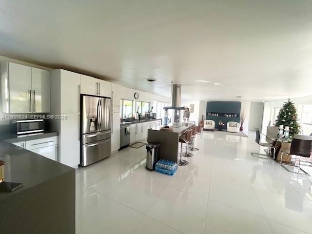 Undisclosed Address Palmetto Bay, FL 33157