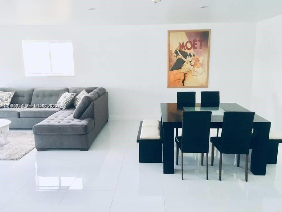 Undisclosed Address Palmetto Bay, FL 33157