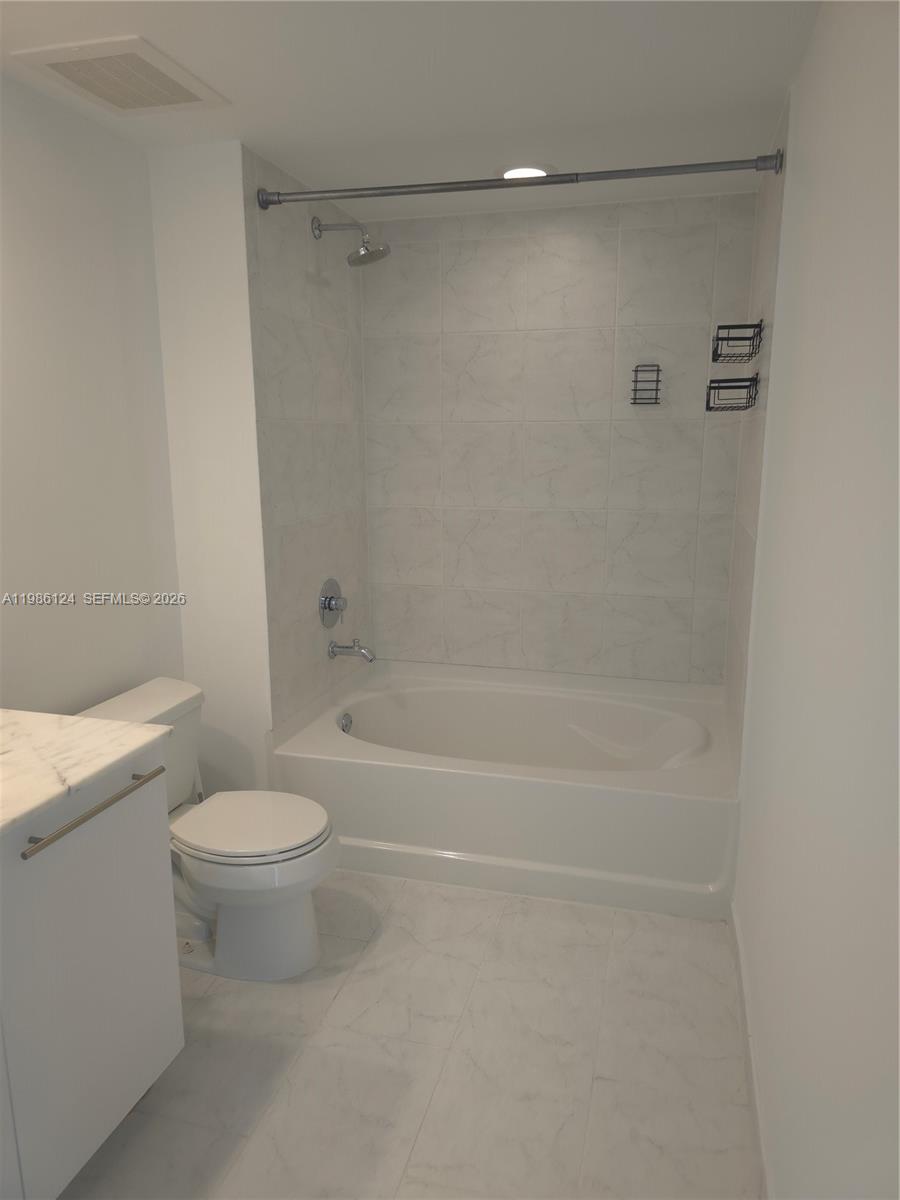 image The Plaza on Brickell East11