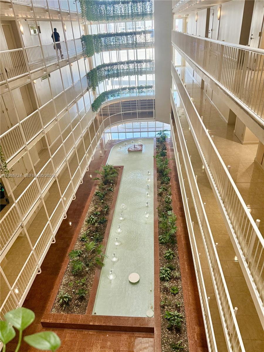 1717 Bayshore Dr Apt #A-1548 Miami, FL 33131