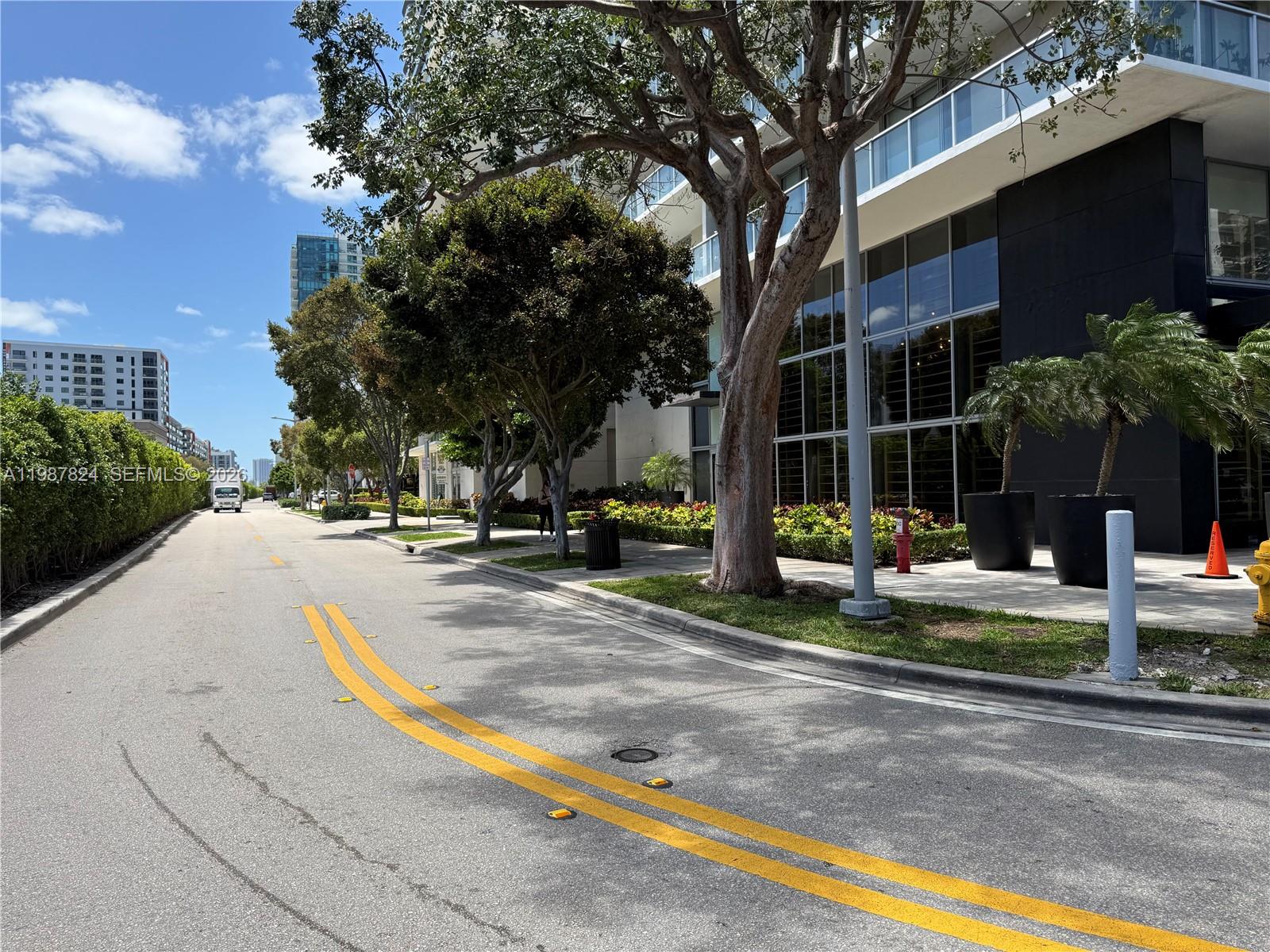 image 2 Midtown32