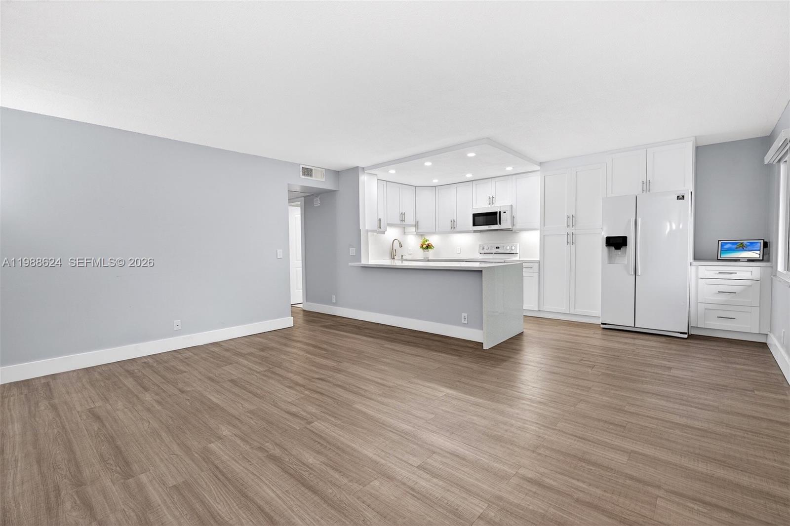 1301 SW 134th Way #313B Pembroke Pines, FL 33027