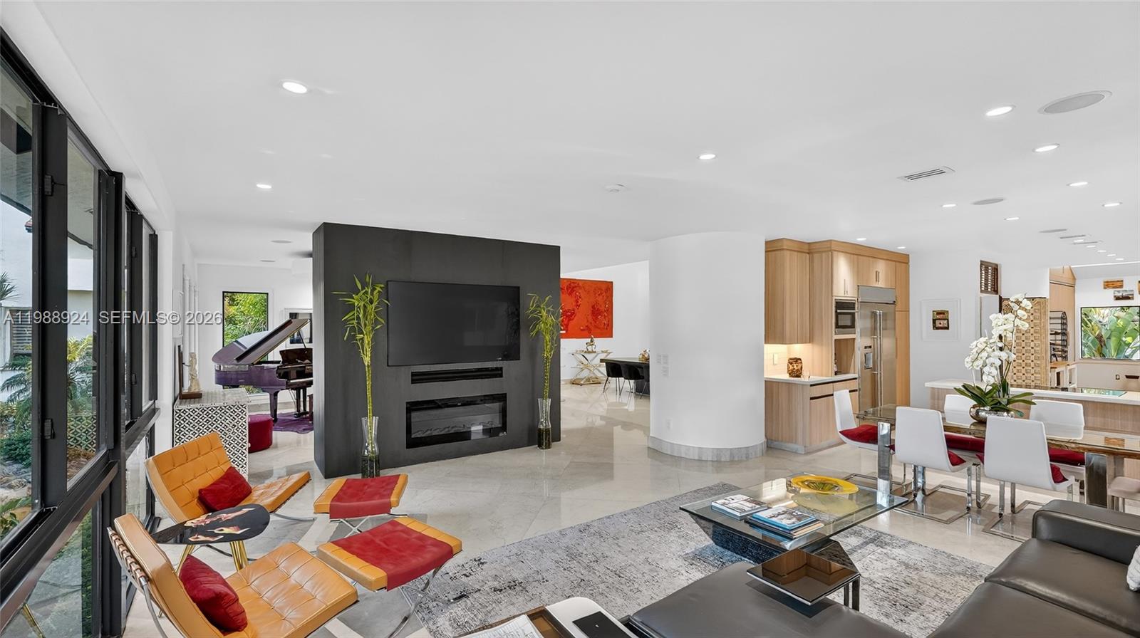 2000 S Bayshore Dr #24 Miami, FL 33133