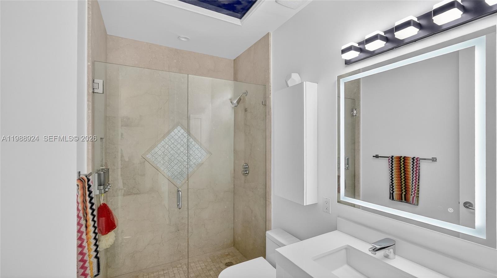 2000 S Bayshore Dr #24 Miami, FL 33133