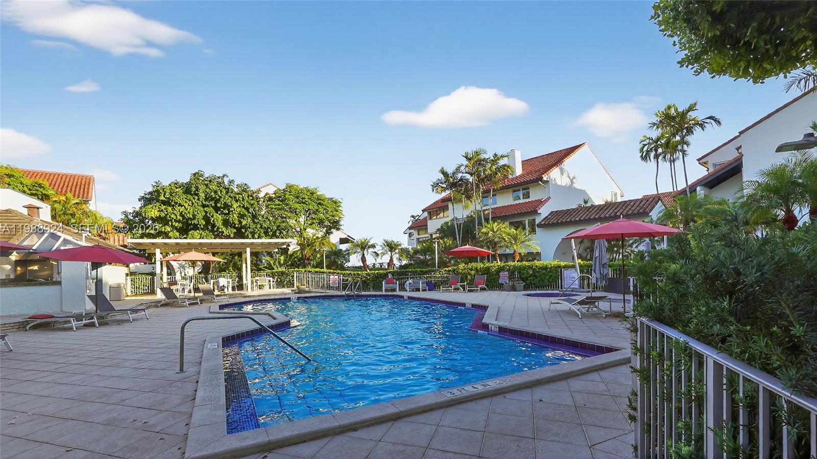 2000 S Bayshore Dr #24 Miami, FL 33133