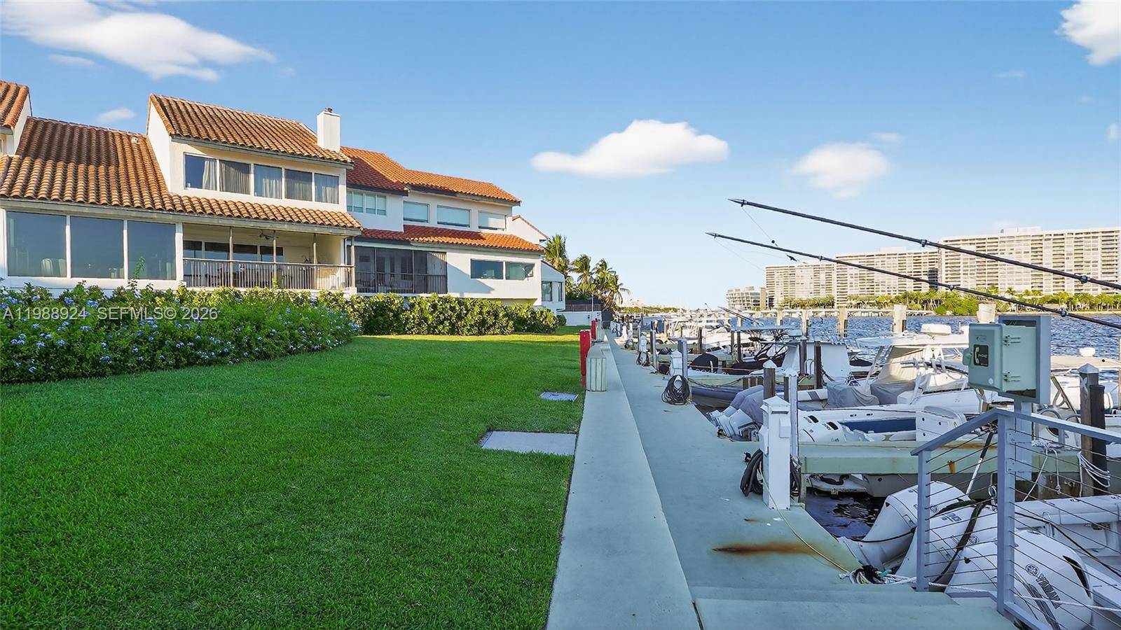 2000 S Bayshore Dr #24 Miami, FL 33133