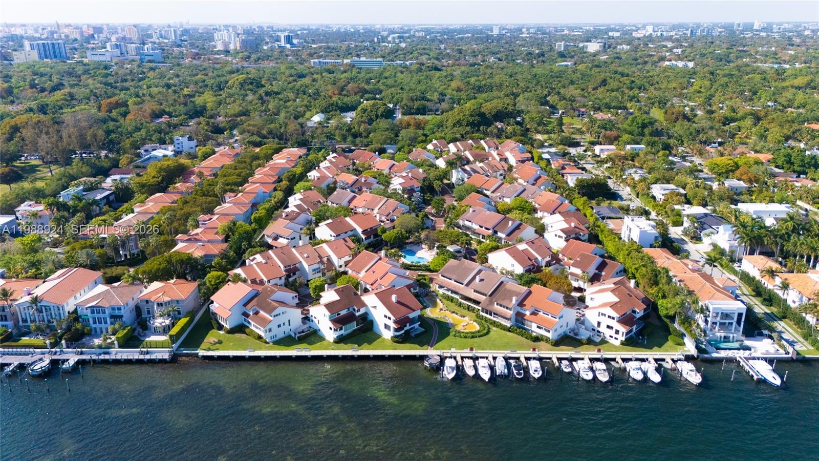 2000 S Bayshore Dr #24 Miami, FL 33133