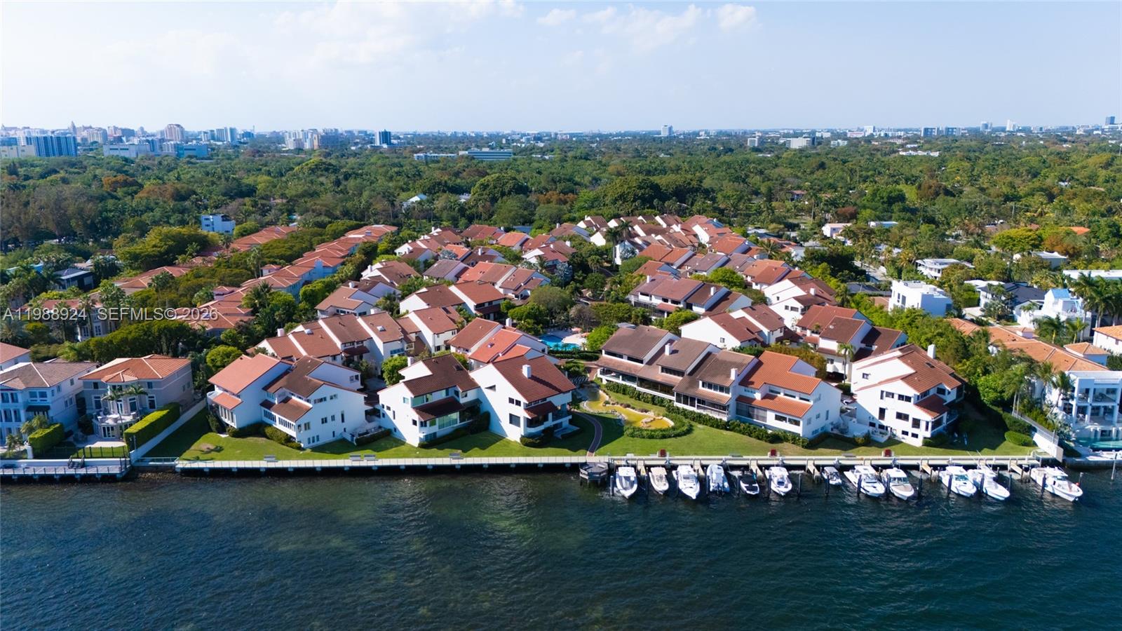 2000 S Bayshore Dr #24 Miami, FL 33133