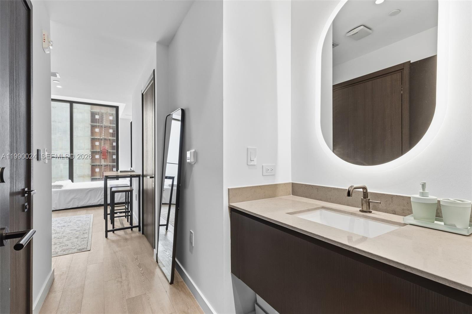 20 NE 11th St #2306A Miami, FL 33132