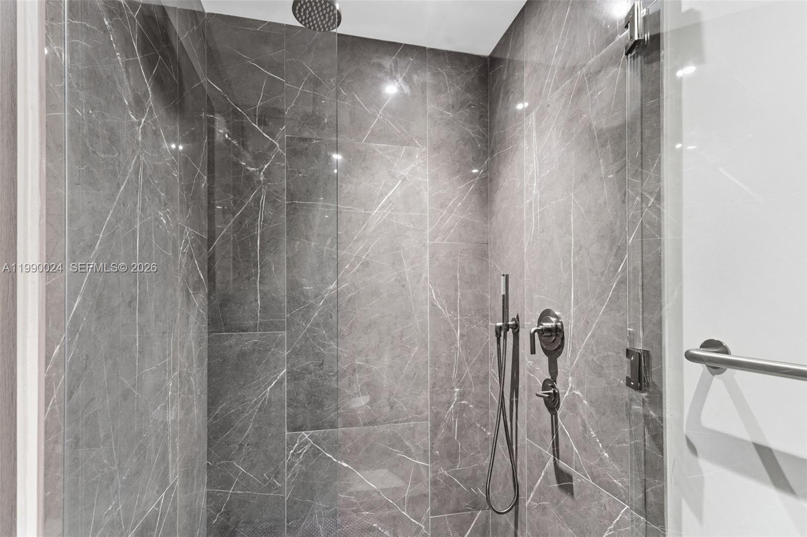 20 NE 11th St #2306A Miami, FL 33132