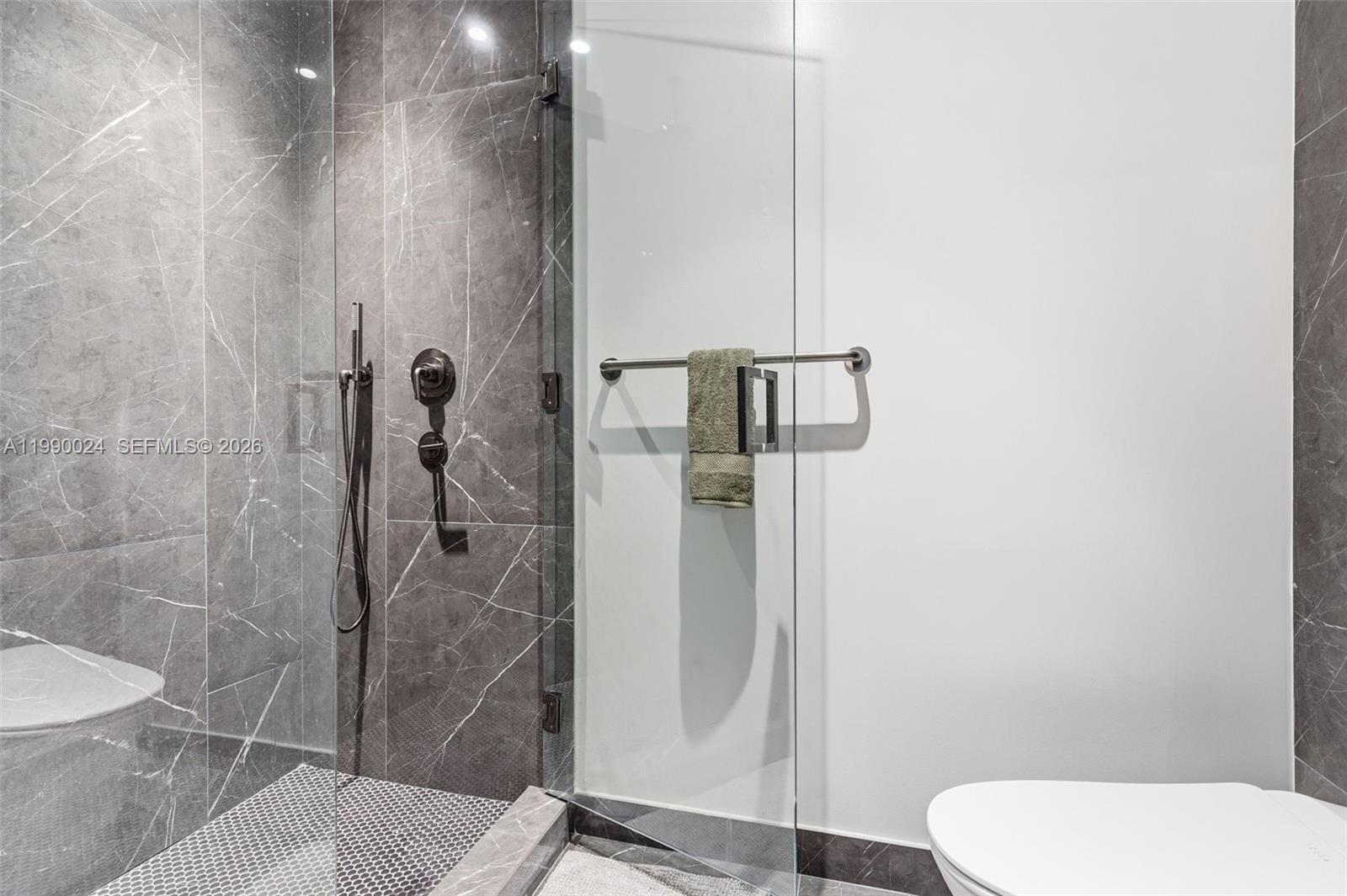 20 NE 11th St #2306A Miami, FL 33132