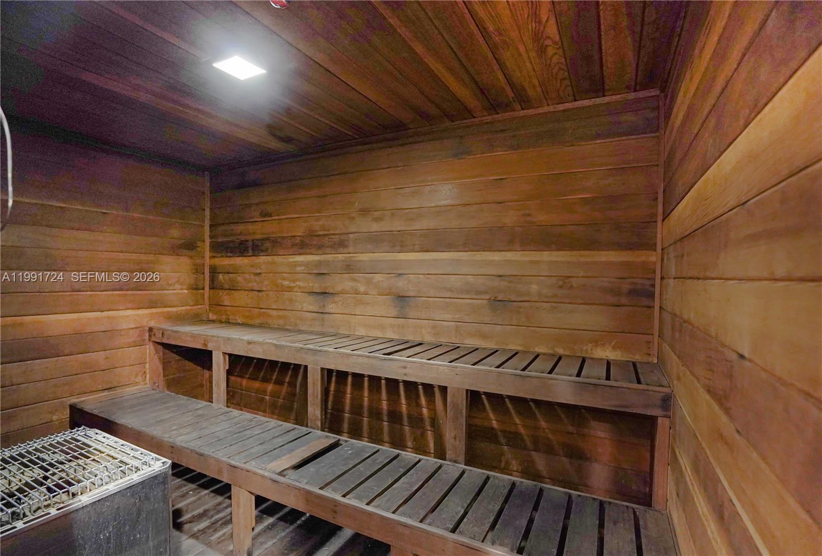 3675 N Country Clb Dr #1501 Aventura, FL 33180