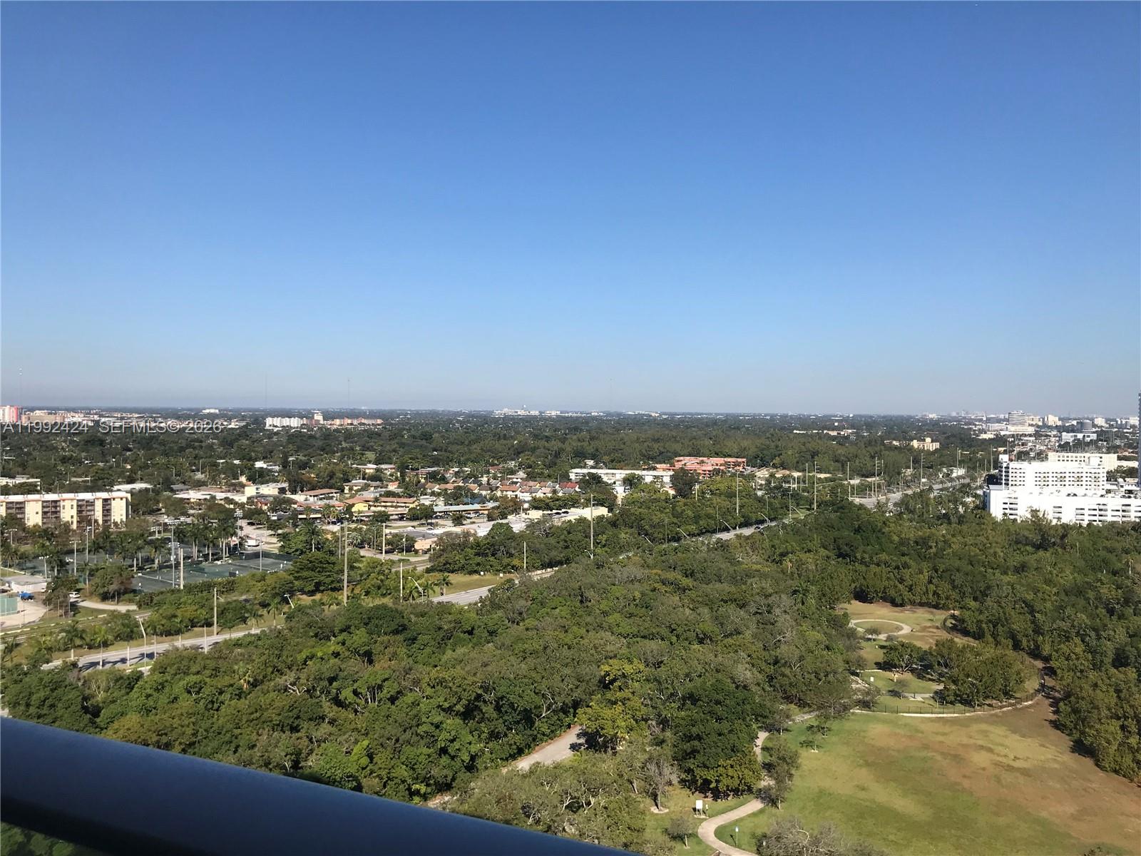 16385 Biscayne Blvd #2206 North Miami Beach, FL 33160