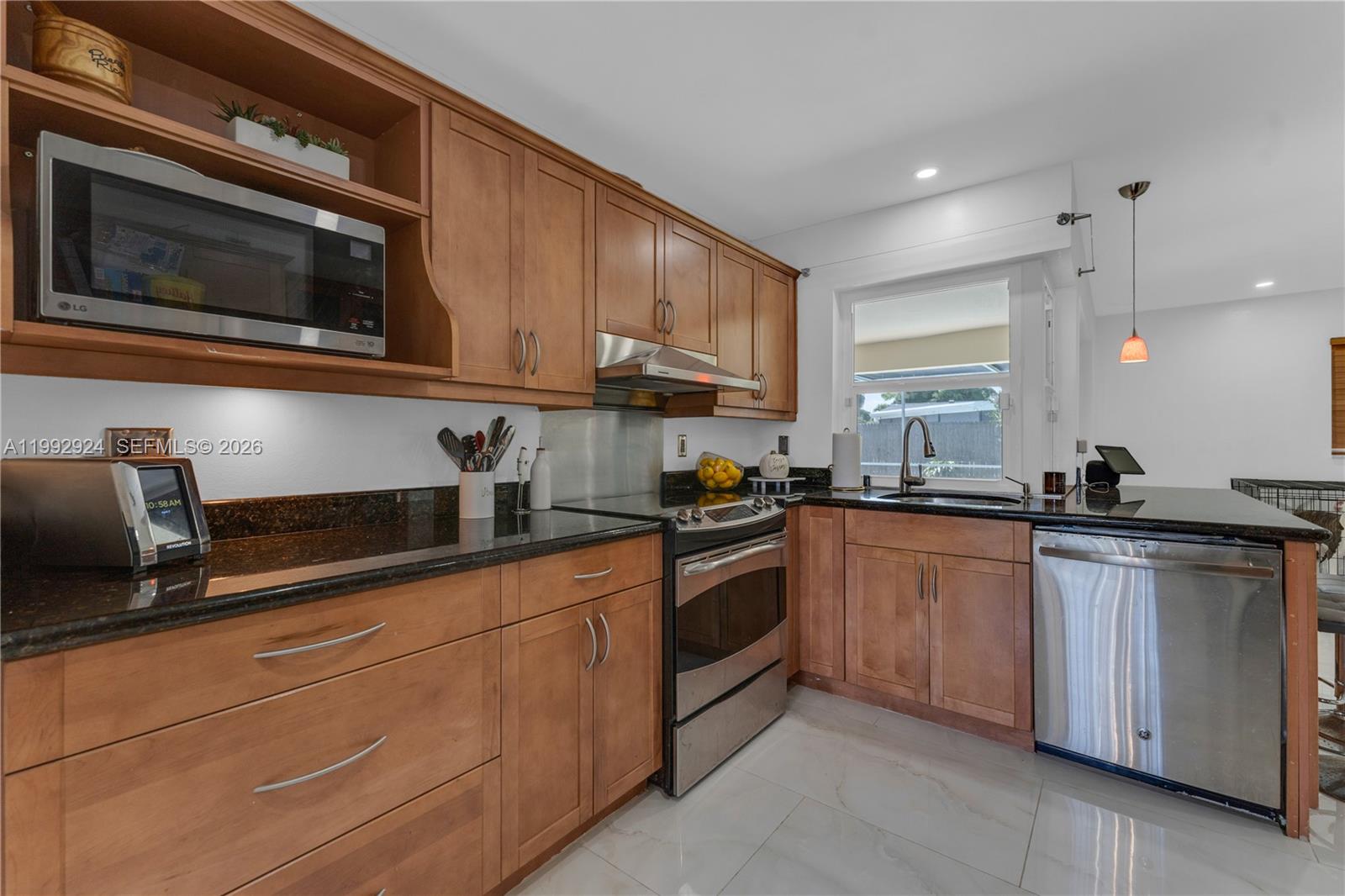 6924 NW 8th Ct Margate, FL 33063