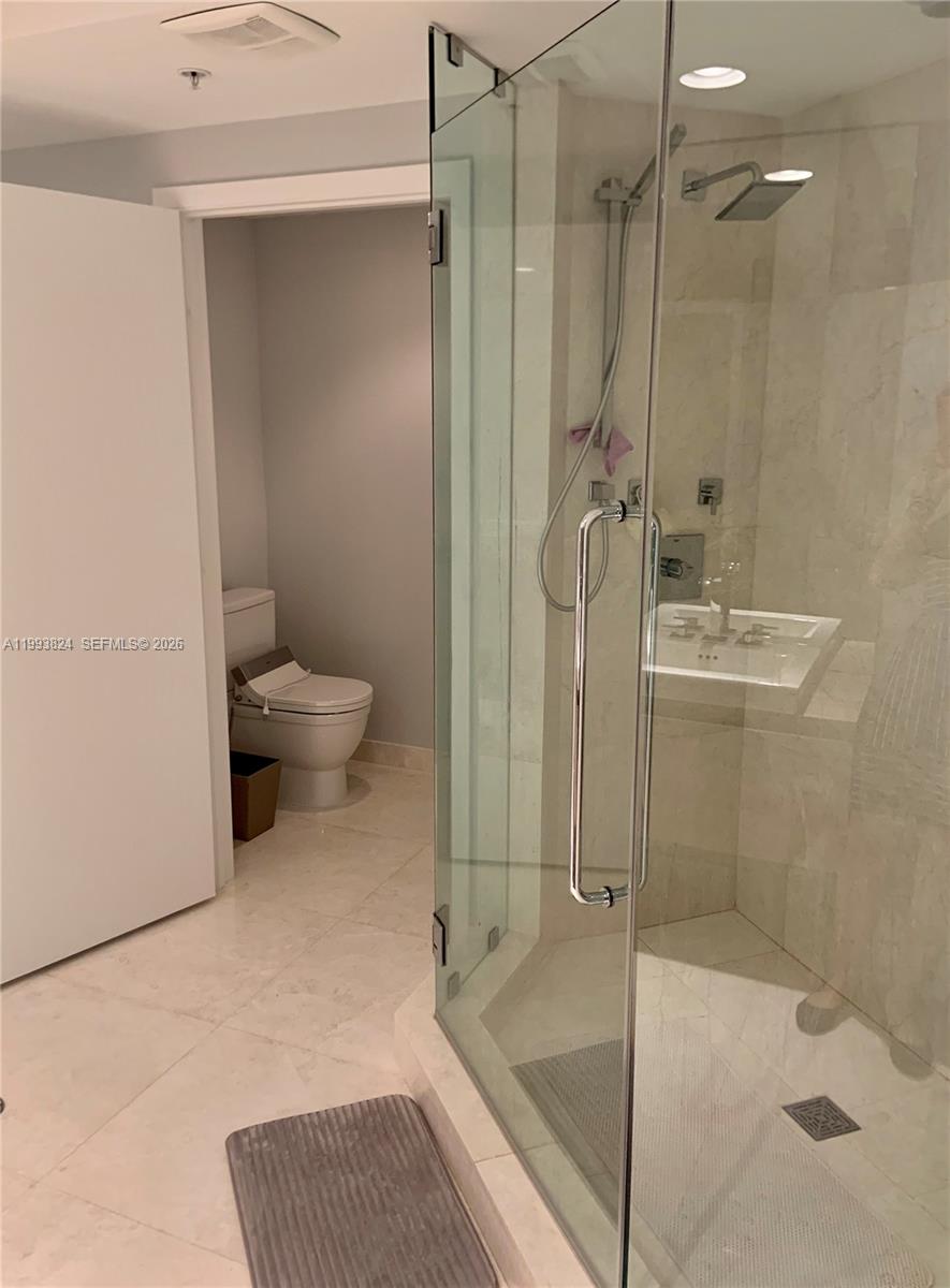 17301 Biscayne Blvd #1602 North Miami Beach, FL 33160