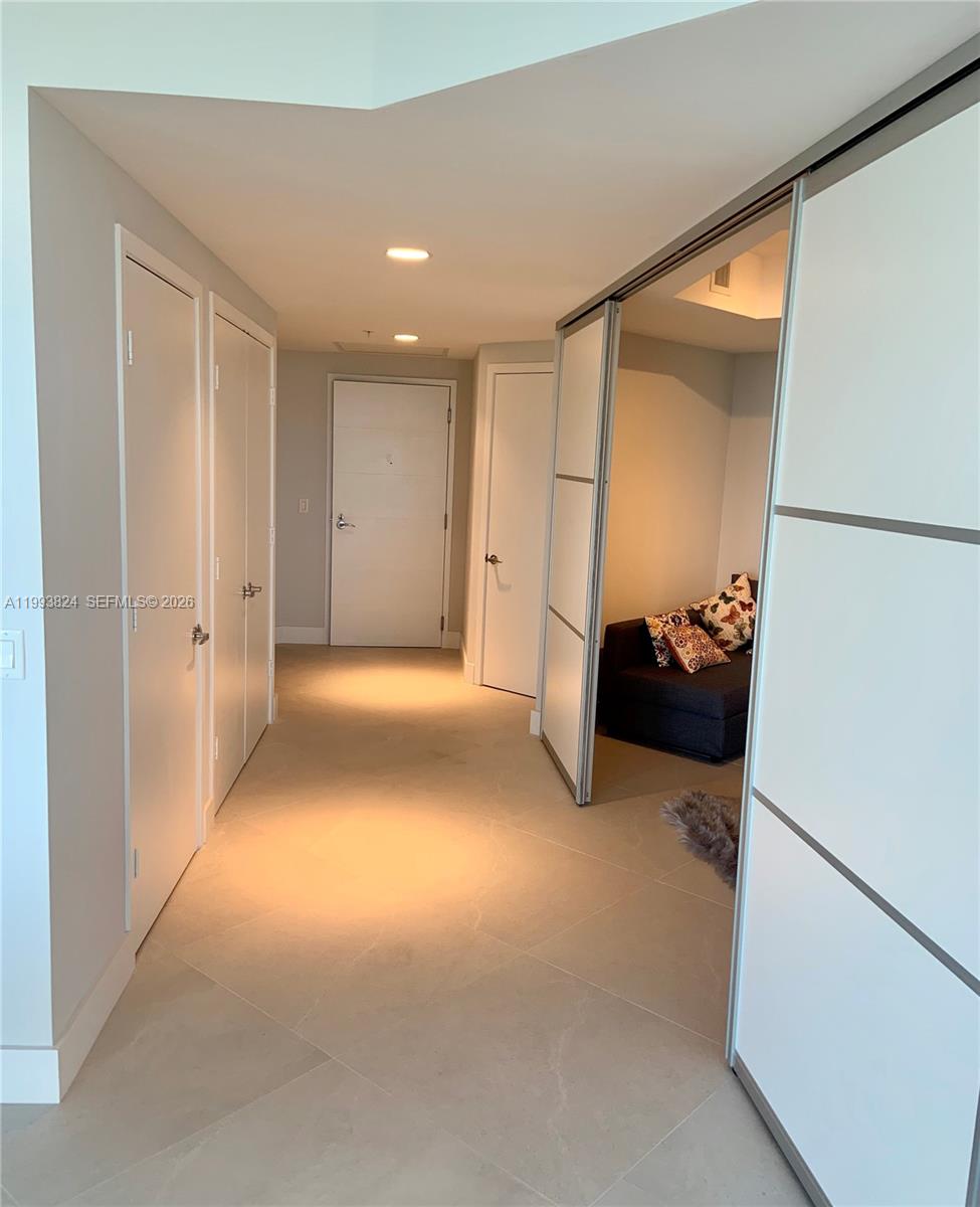 17301 Biscayne Blvd #1602 North Miami Beach, FL 33160