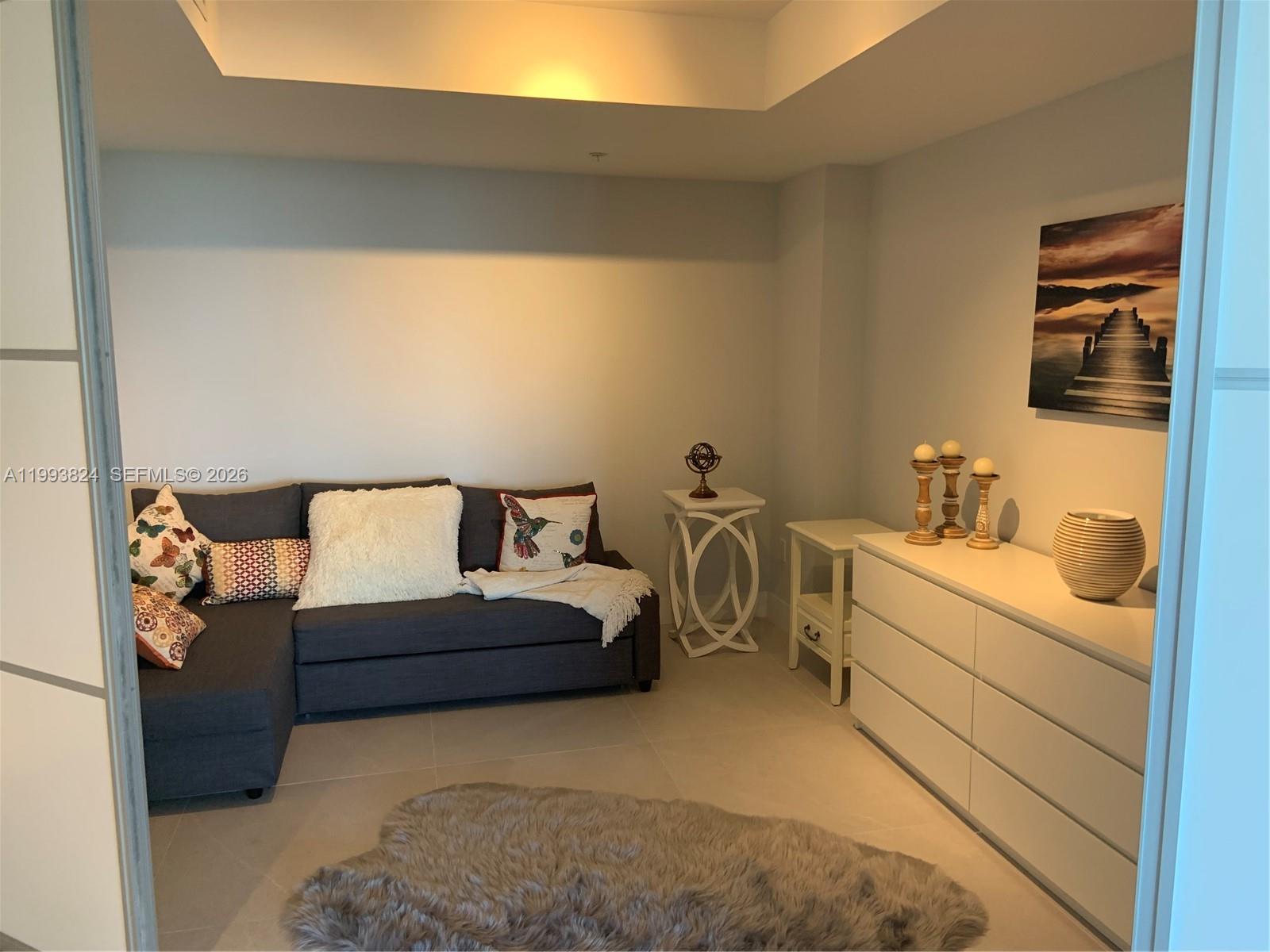 17301 Biscayne Blvd #1602 North Miami Beach, FL 33160