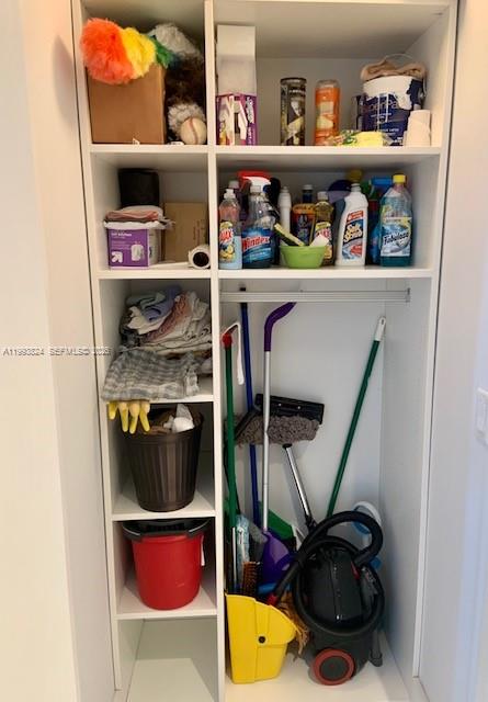 17301 Biscayne Blvd #1602 North Miami Beach, FL 33160