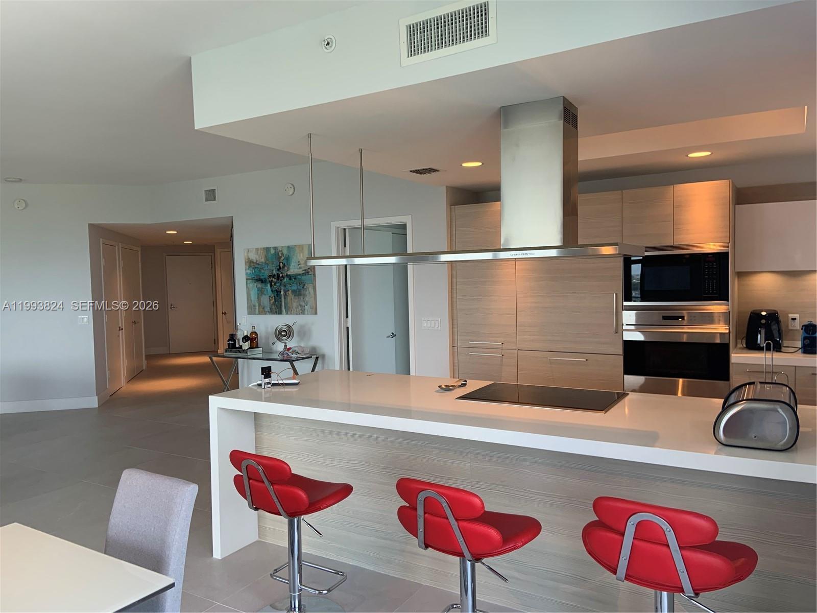 17301 Biscayne Blvd #1602 North Miami Beach, FL 33160