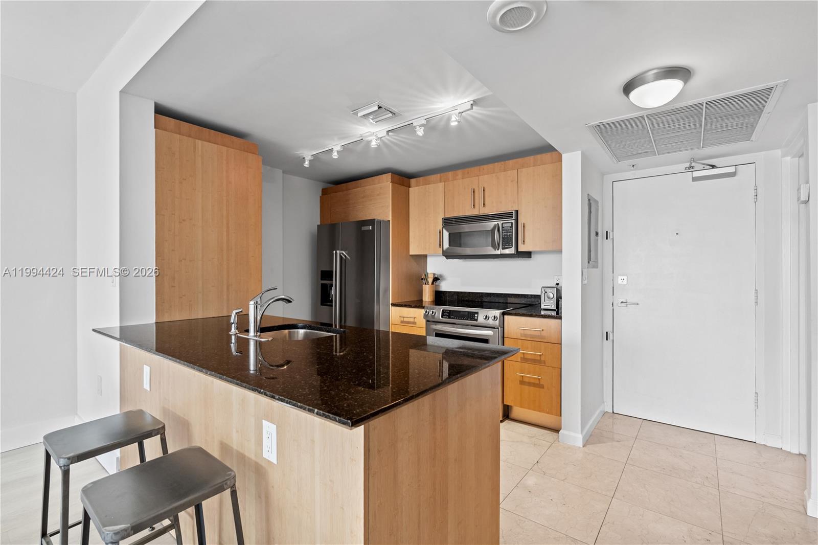 image Harbour House13