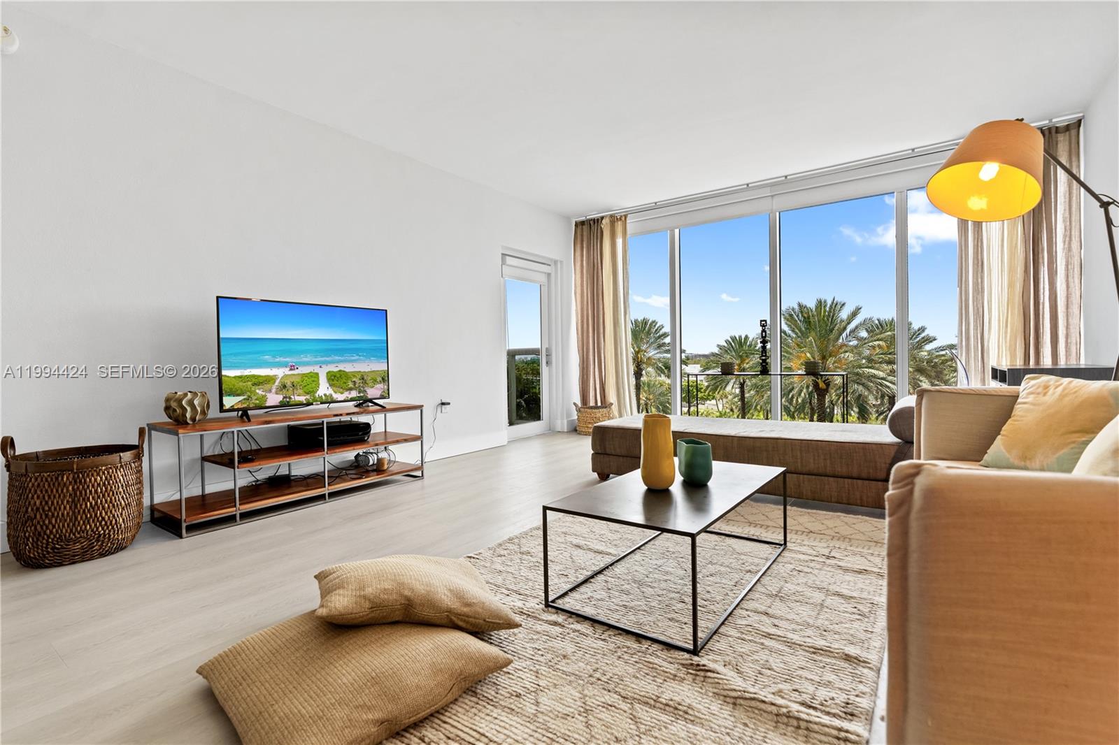 image Harbour House4