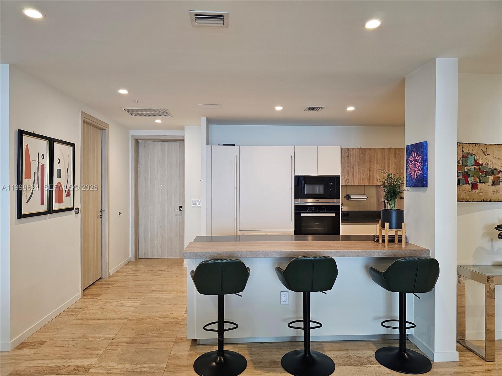 image Brickell Flatiron13