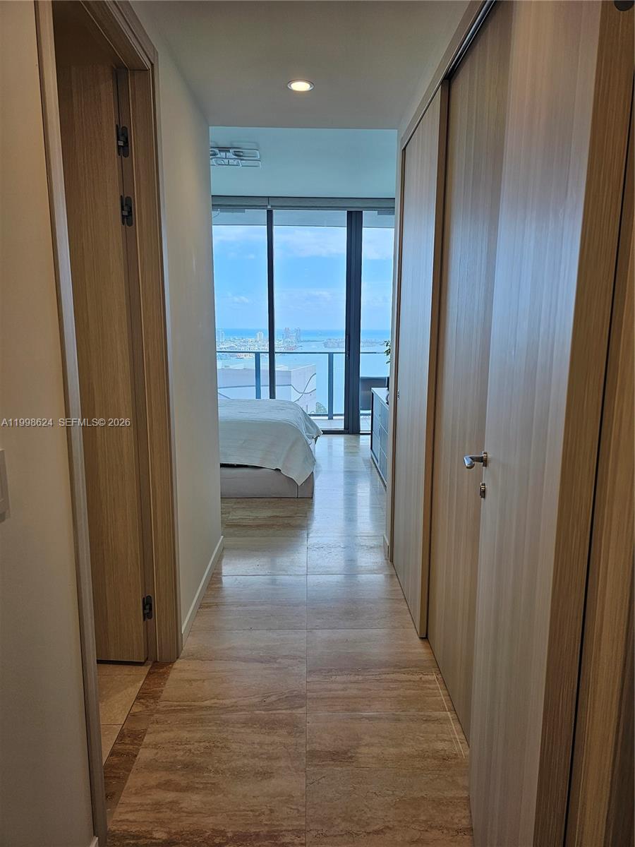 image Brickell Flatiron41
