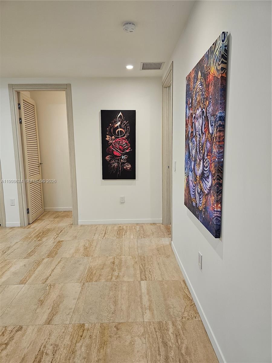 image Brickell Flatiron49