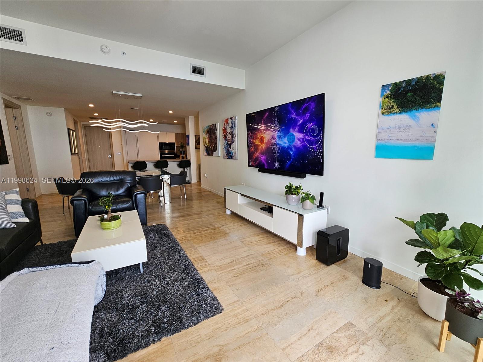 image Brickell Flatiron7
