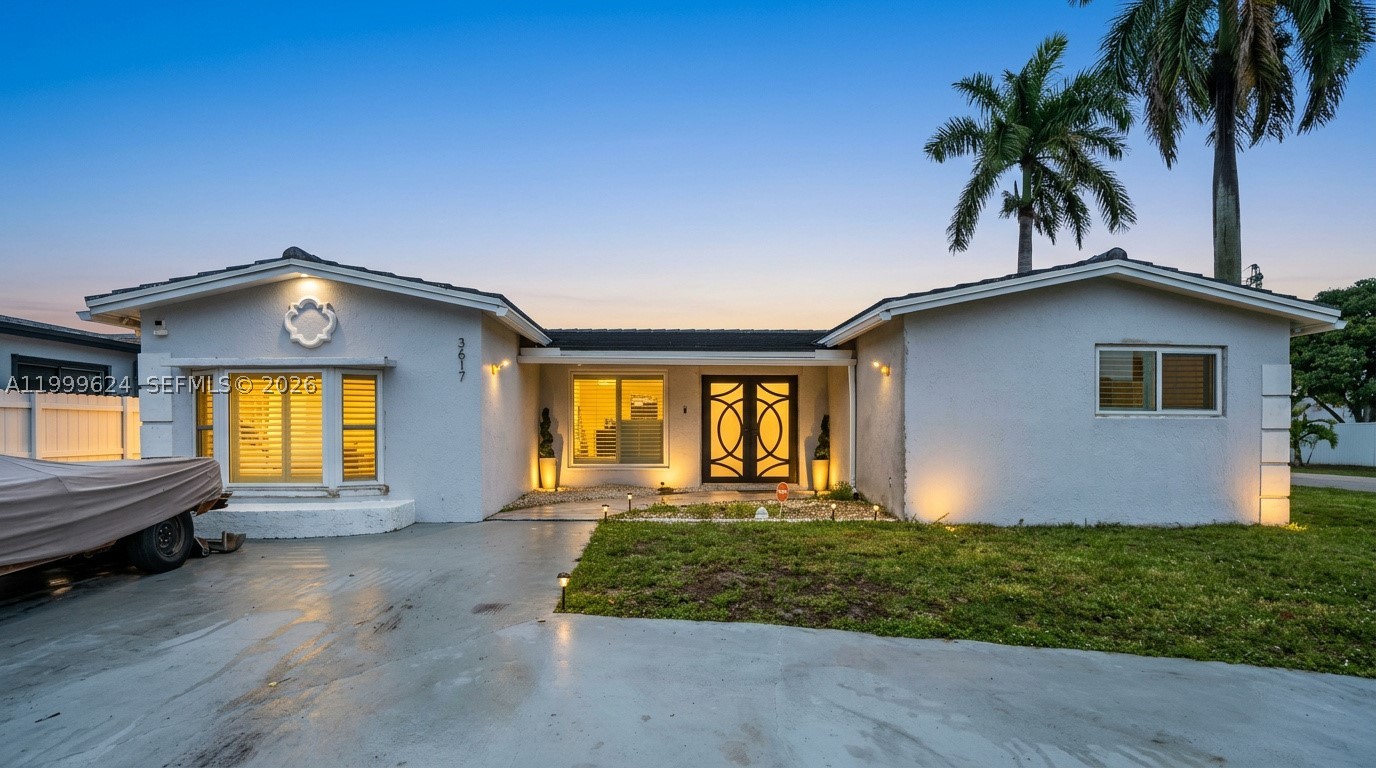 3617 Bahama Dr