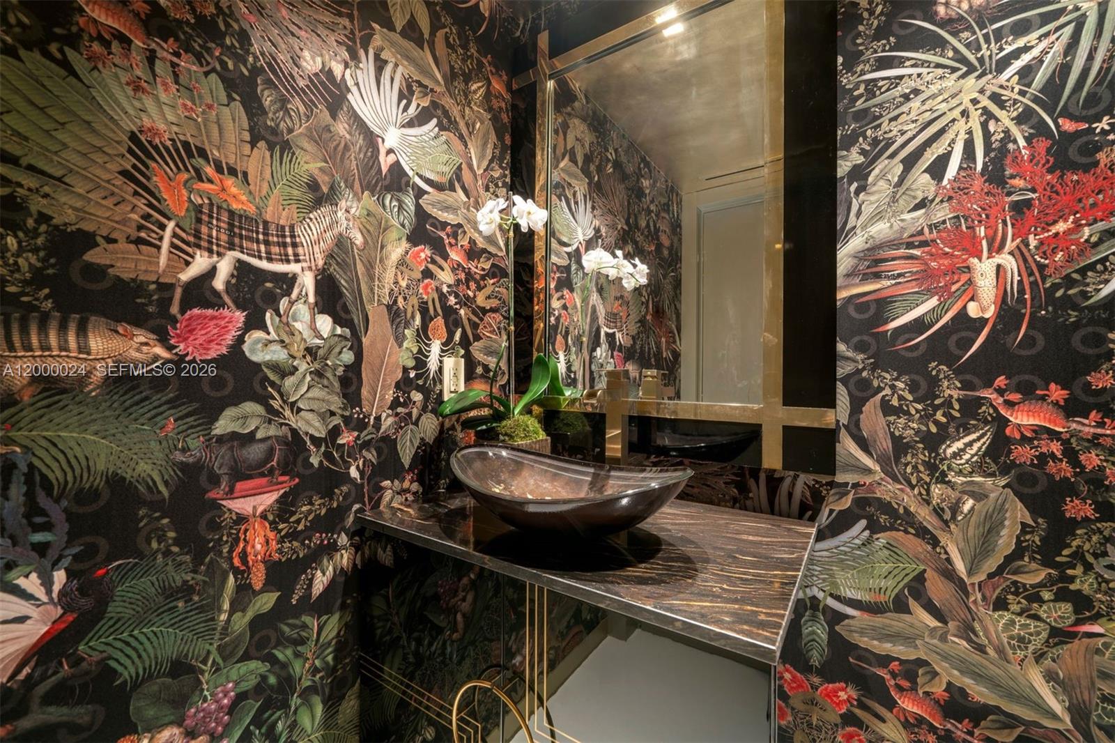 300 S Pointe Dr #1501 Miami Beach, FL 33139