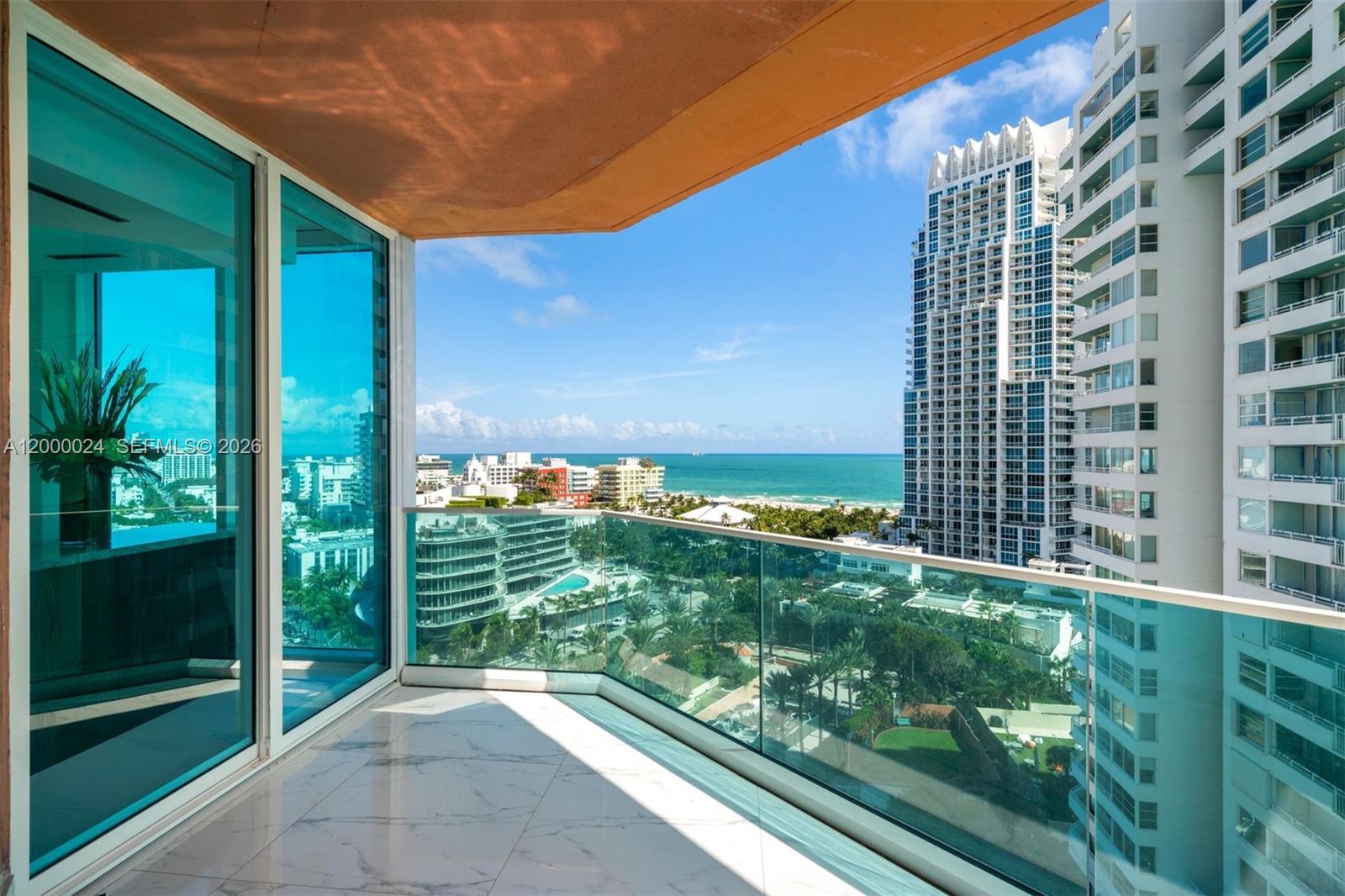 300 S Pointe Dr #1501 Miami Beach, FL 33139