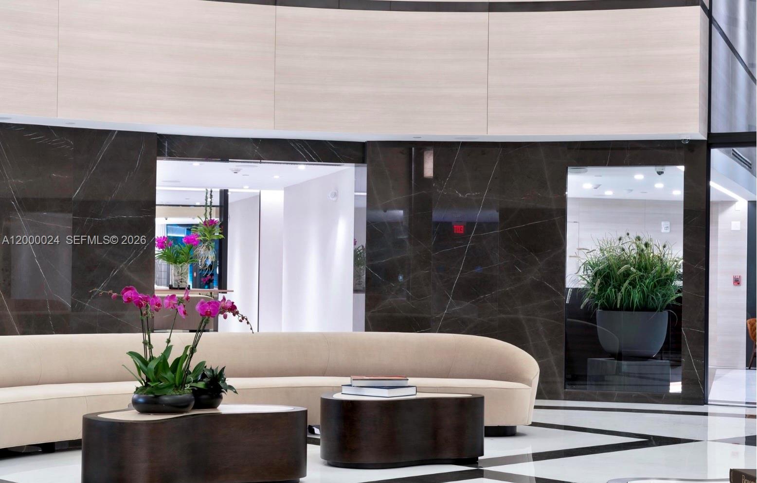 300 S Pointe Dr #1501 Miami Beach, FL 33139