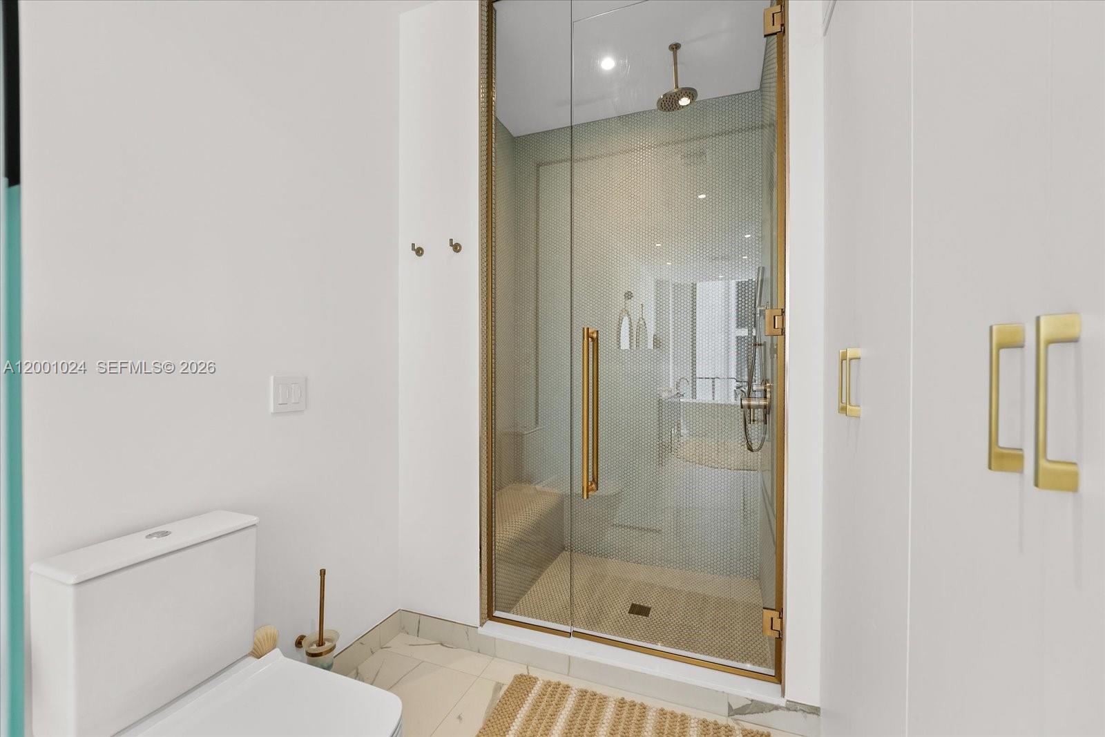 image Mr. C Residences | Bayshore9