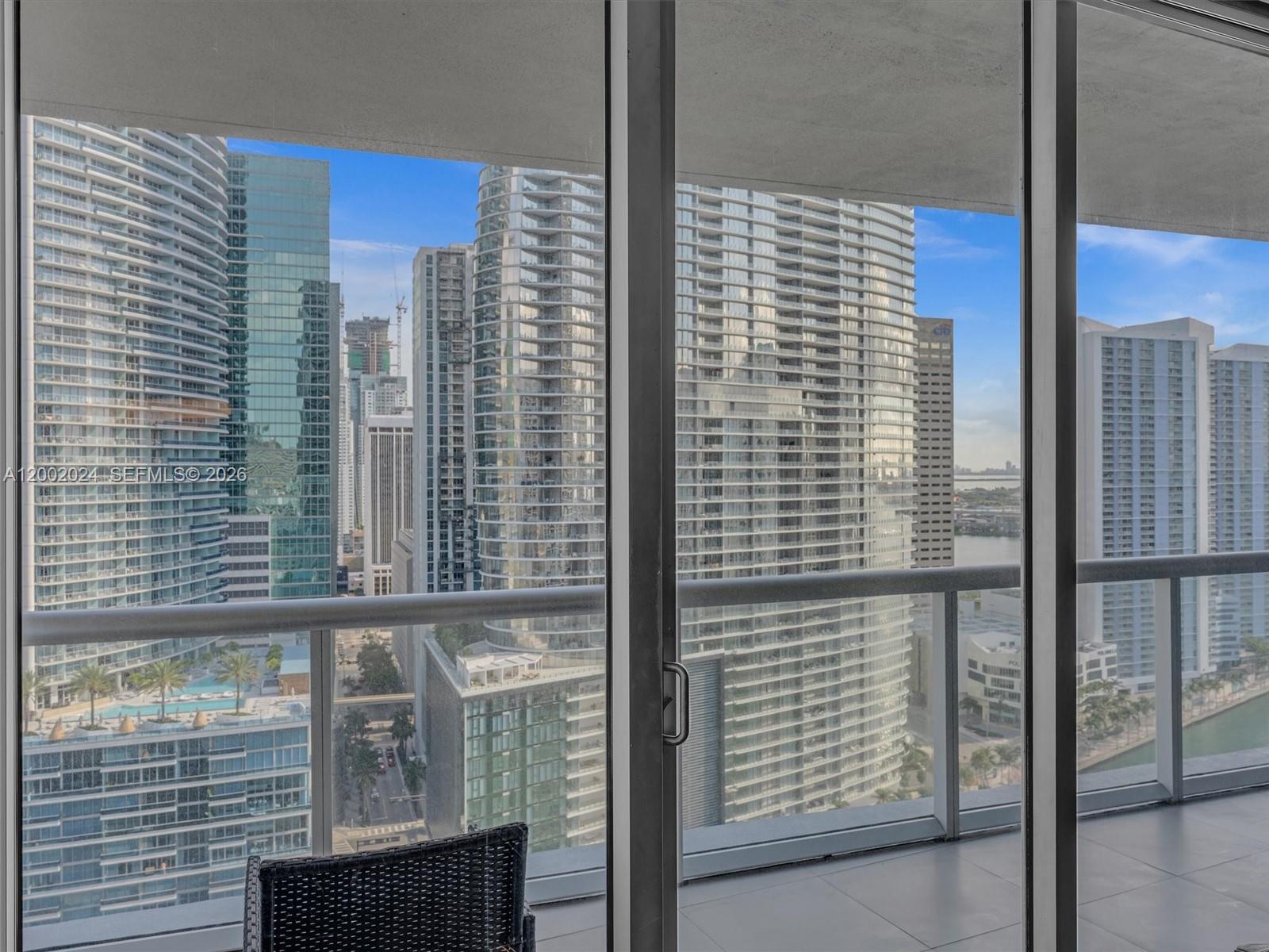 475 Brickell Ave #2715 Miami, FL 33131