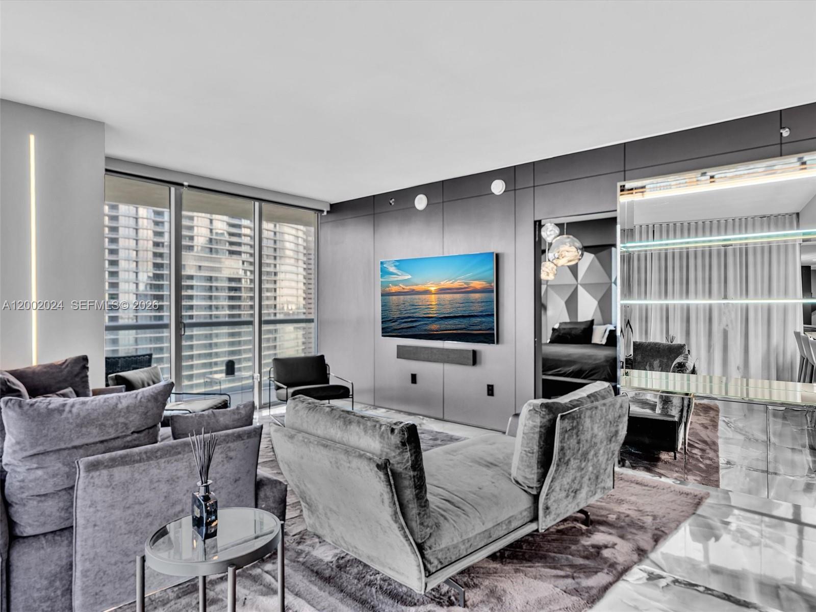 475 Brickell Ave #2715 Miami, FL 33131