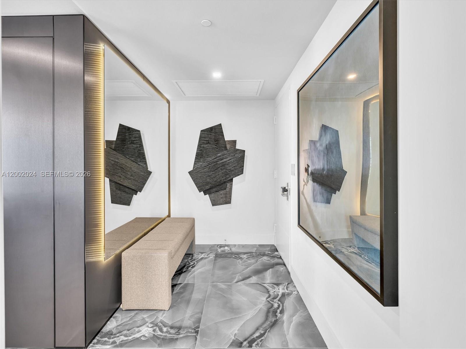 475 Brickell Ave #2715 Miami, FL 33131