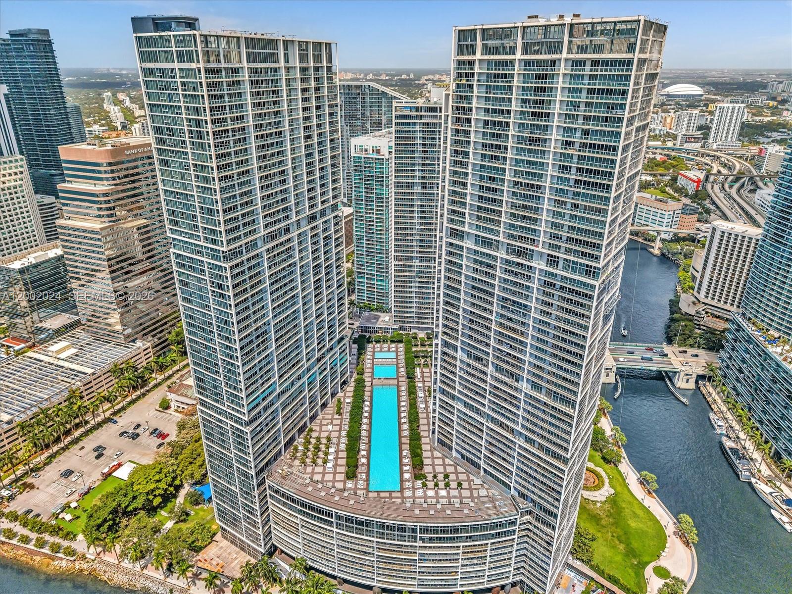 475 Brickell Ave #2715 Miami, FL 33131