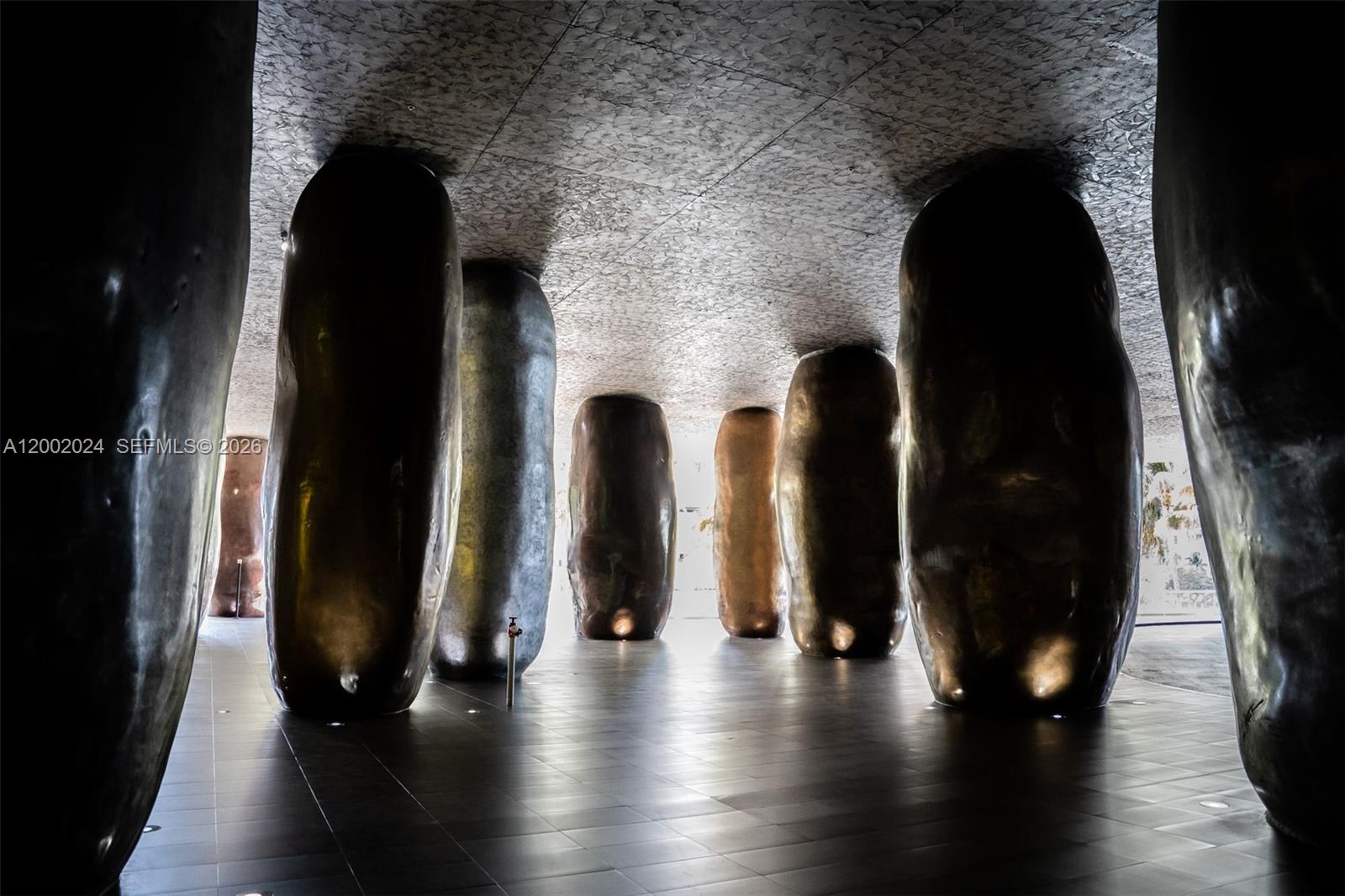 475 Brickell Ave #2715 Miami, FL 33131