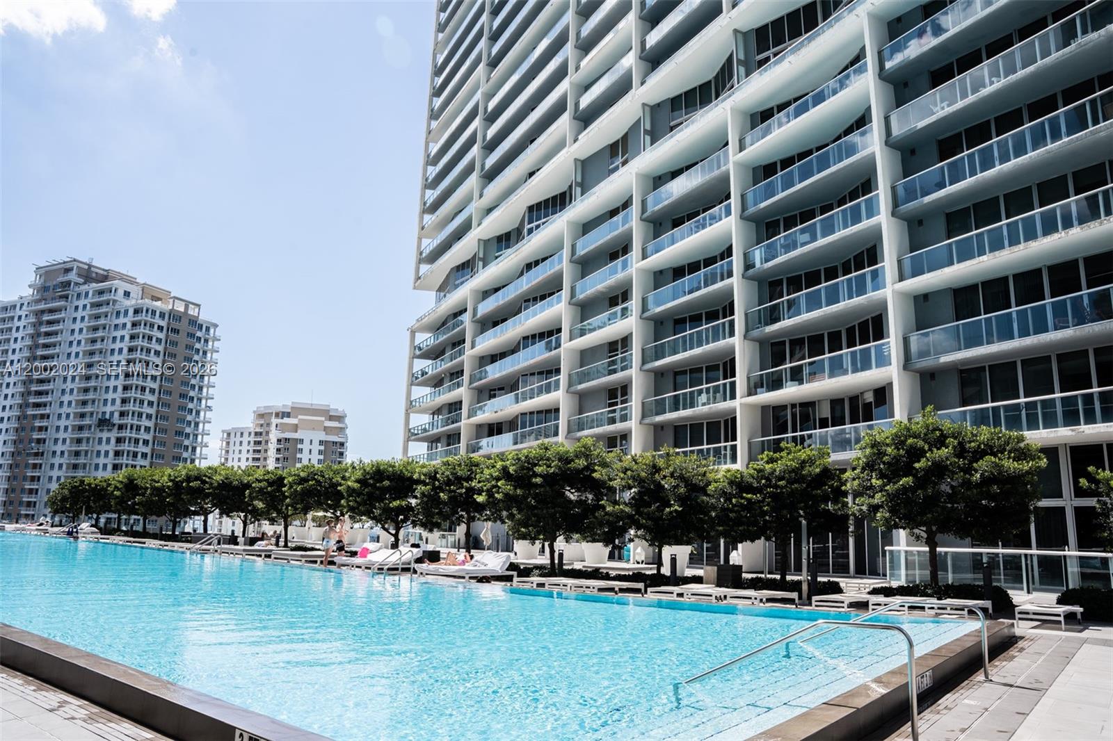 475 Brickell Ave #2715 Miami, FL 33131