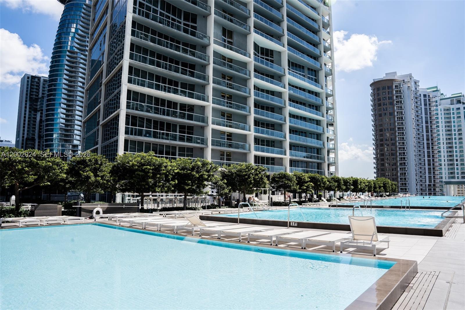 475 Brickell Ave #2715 Miami, FL 33131