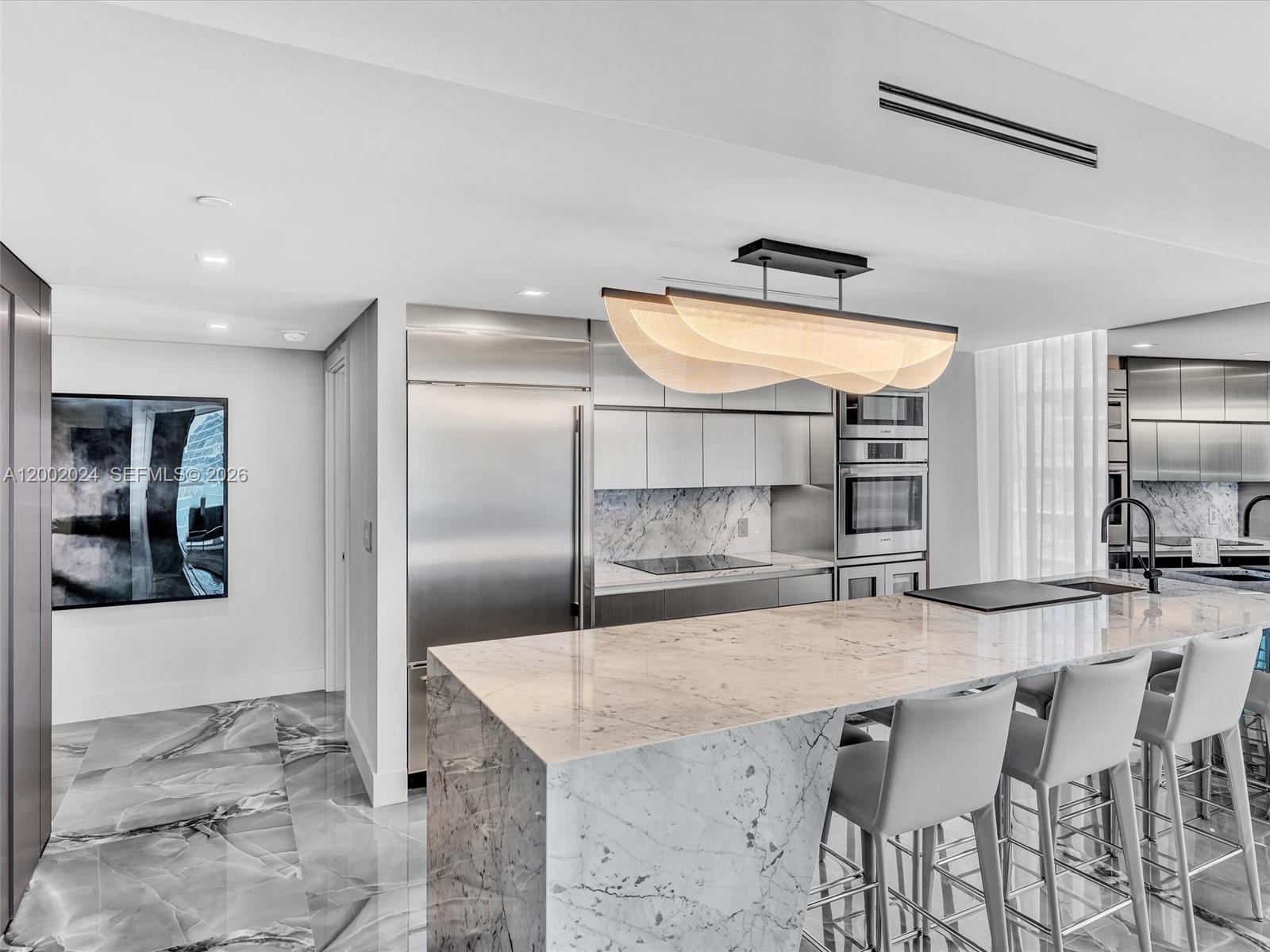 475 Brickell Ave #2715 Miami, FL 33131