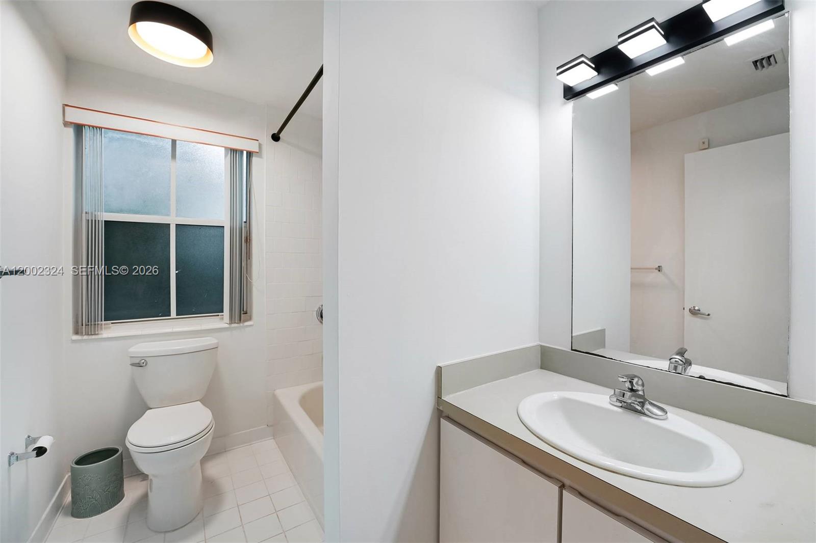 3605 SW 37th Ave Coconut Grove, FL 33133